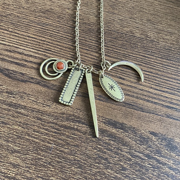 NWOT Lucky Brand necklace - Picture 2 of 4